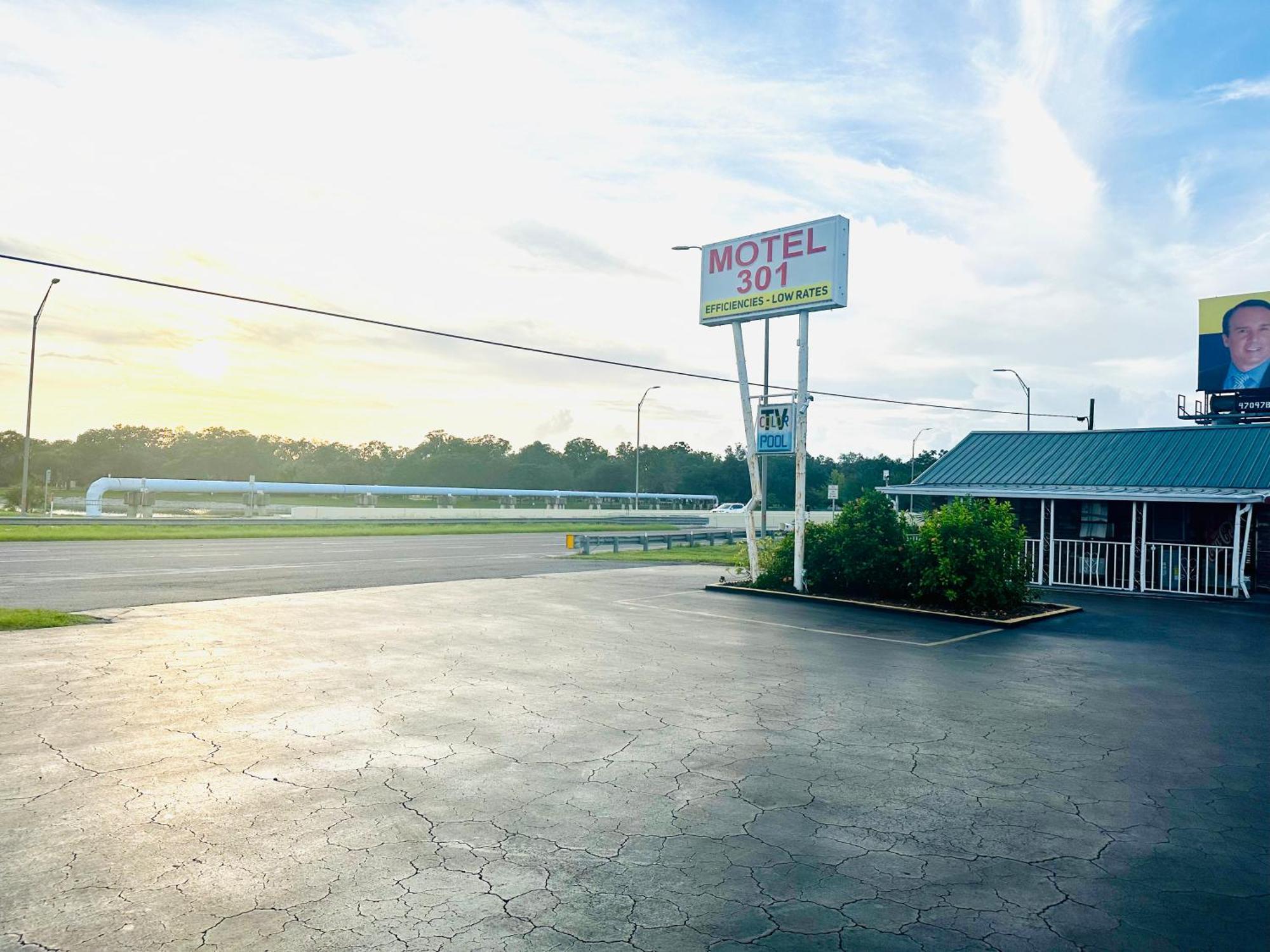 Motel 301 Orient Park Εξωτερικό φωτογραφία